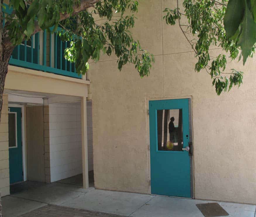 laundry room | studio apartments near unm | studio apartments near cnm