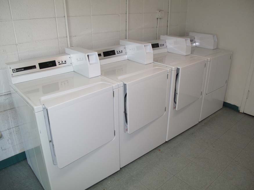 laundry room | unm apartments | cnm apartments