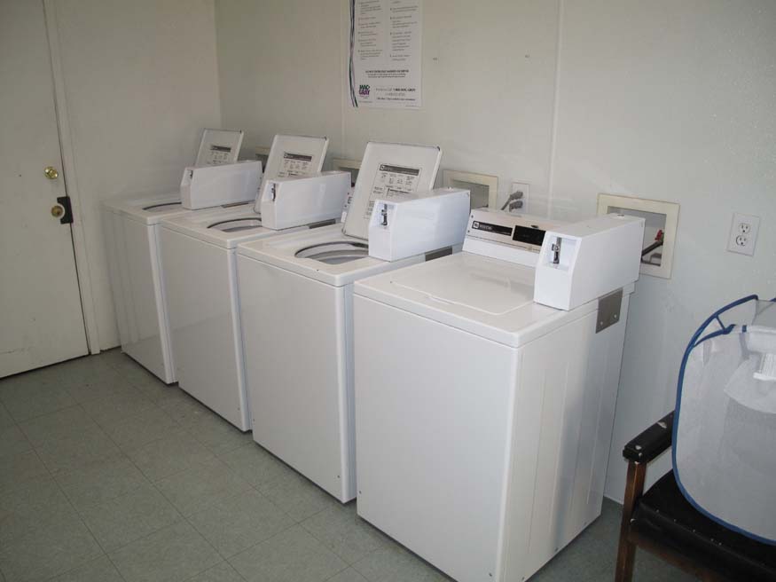 laundry room | apts near unm | apts near cnm